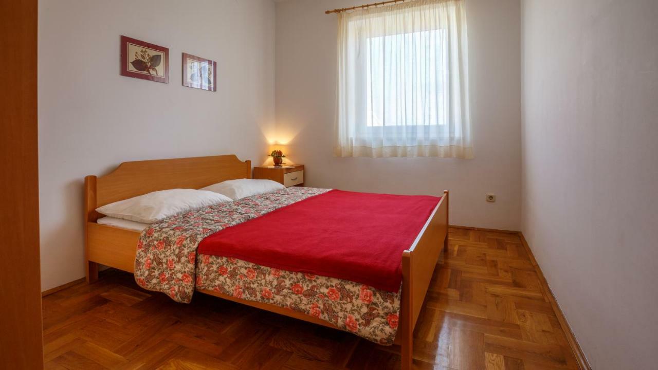 Apartment Josephine 2 Malinska Esterno foto